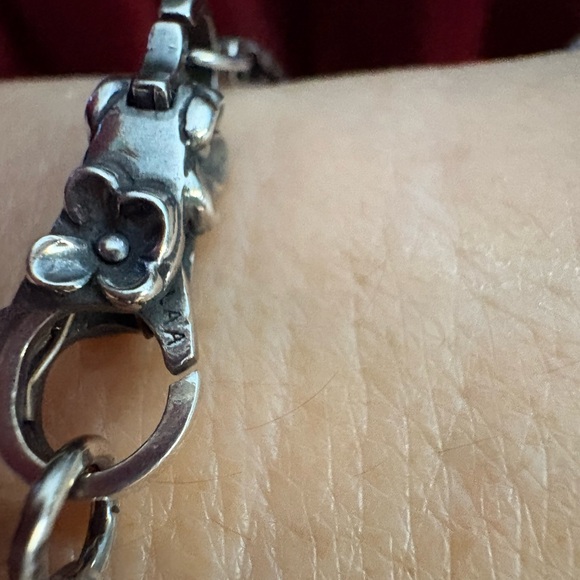 Trollbead bracelet and charms, Elfbead unicorns - Picture 8 of 10